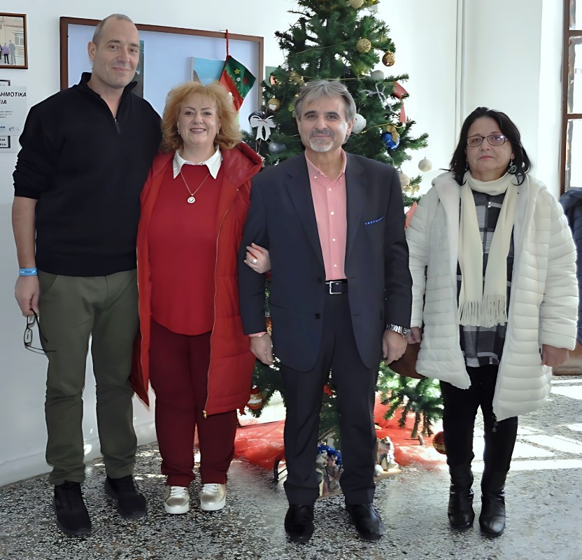 επισκεψη του Σεβασμιοτατου Μητροπολίτη Καστορίας στο Δημοτικό Σχολείο Αετού (12) (custom)