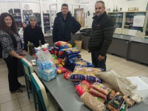 Συμμετοχή στην δράση φαγητό για όλους 2023 από το εσπερινό ΕΠΑΛ Φλώρινας (3)