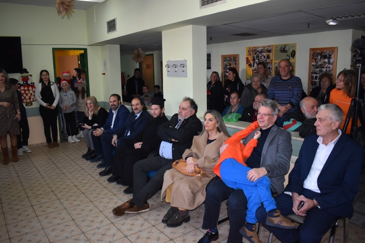 Χριστουγεννιάτικες επισκέψεις βοσδου & γιαννακη 2023 (15) (custom)