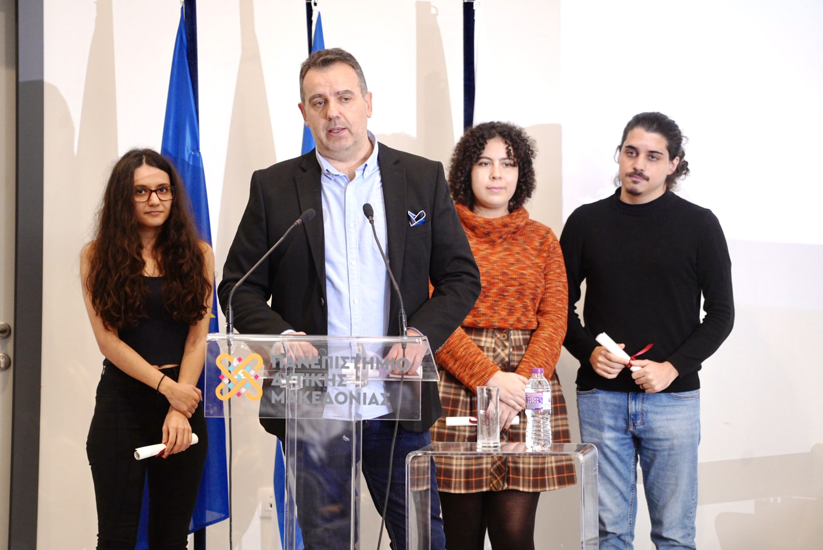 Panepistimio D Makedonia Treis Ierarxes 012025 (6)