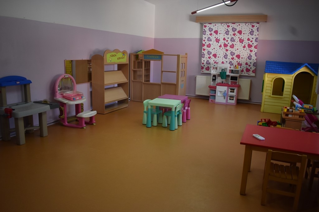 Dimos Florinas Paremvaseis Sxoleia (11)