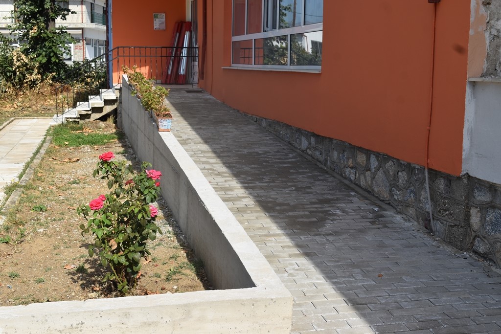 Dimos Florinas Paremvaseis Sxoleia (4)